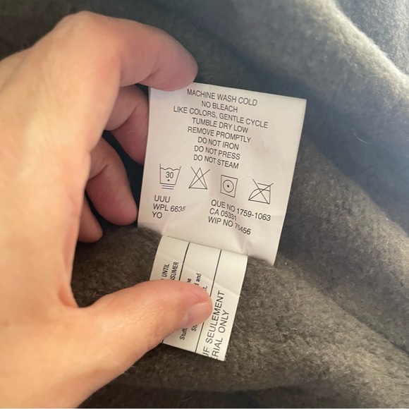 Woolrich Black Hooded Bomber Jacket - Picture 10 of 12